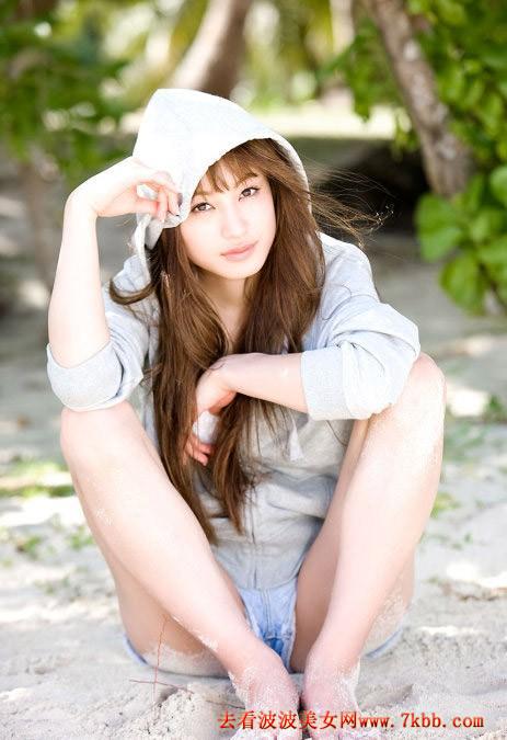 日本最美名模西山茉希